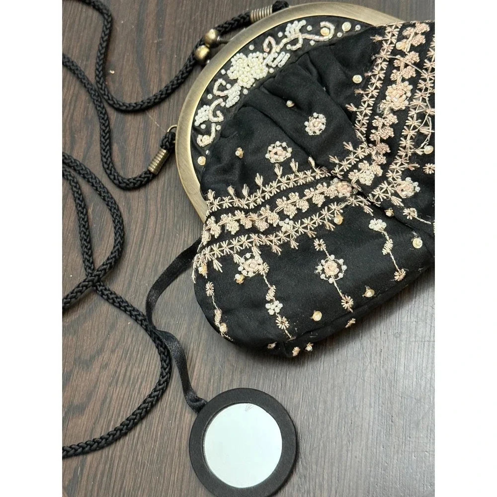 Valerie Stevens‎ Black Beaded Embroidered Evening Bag Kiss Lock Crossbody Mirror